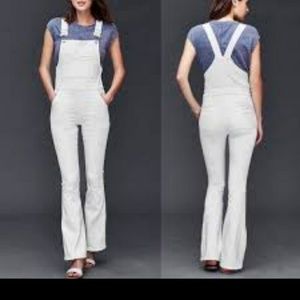 NWT GAP 1969 White Denim Flare Overalls sz MEDIUM